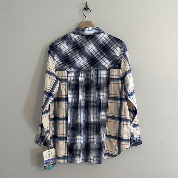 NWT Mountain and Isles Plaid Button Down Flannel Size XL - Picture 3 of 6